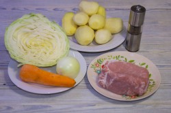 Картошка с капустой и мясом в мультиварке - шаг 1 Картошка с капустой и мясом в мультиварке - шаг 1