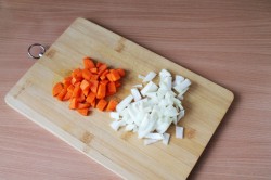 название картинки Тушеная картошка с грибами и морковью