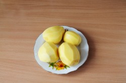 название картинки Тушеная картошка с грибами и морковью