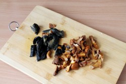 название картинки Тушеная картошка с грибами и морковью