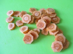 Тушеная картошка с кабачками в мультиварке - шаг 2