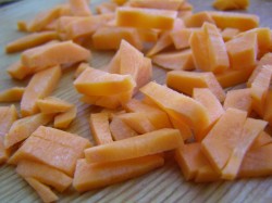 название картинки Тушеная картошка со свининой на сковороде