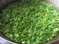 название картинки Тушеные чесночные стрелки