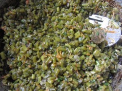 название картинки Тушеные чесночные стрелки