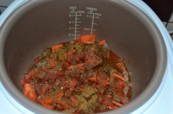 Тушеные свиные ребрышки в мультиварке