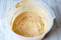 Творожная запеканка Сгущенка - шаг 2