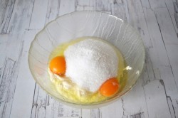 Творожно банановый кекс