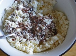 Творожно шоколадные шарики - шаг 6