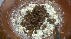 название картинки Творожно сырный пирог с шампиньонами