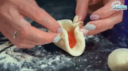 название картинки Творожное домашнее печенье с начинкой из джема