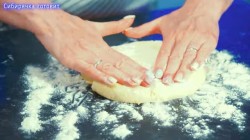 Творожное печенье на сметане с сахаром и ванильным вкусом