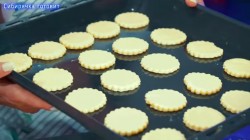 Творожное печенье на сметане с сахаром и ванильным вкусом