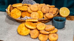 Творожное печенье на сметане с сахаром и ванильным вкусом