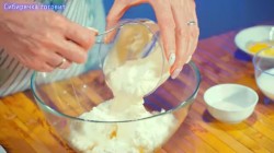 Творожное печенье на сметане с сахаром и ванильным вкусом