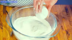 Творожное печенье на сметане с сахаром и ванильным вкусом