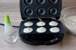 Творожные пончики в мультипекаре