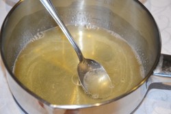 Творожный десерт с малиновым соусом - шаг 5 Творожный десерт с малиновым соусом - шаг 5