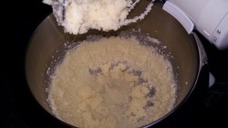 Творожный кекс с грушей