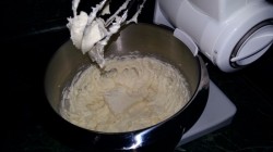 Творожный кекс с грушей