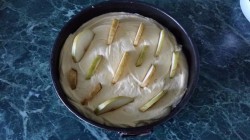 Творожный кекс с грушей