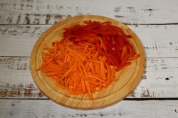 Тяхан с курицей и овощами