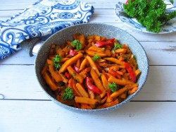 название картинки Тыква на сковороде с овощами