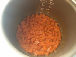 название картинки Тыквенная каша с рисом в мультиварке