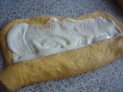 название картинки Тыквенные булочки с творожной начинкой