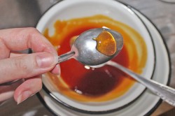 название картинки Украшения из карамели для тортов и пирожных