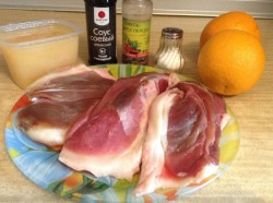 название картинки Утиная грудка в медово-соевом соусе с апельсинами