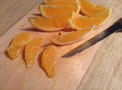 название картинки Утиная грудка в медово-соевом соусе с апельсинами