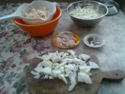 Утиные окорочка в духовке запеченные в рукаве с гарниром