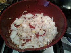 Утиные окорочка в духовке запеченные в рукаве с гарниром