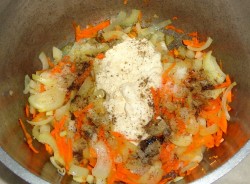 название картинки Утка тушеная с картошкой