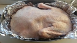 Утка с медом и горчицей в духовке с яблоками - шаг 5 Утка с медом и горчицей в духовке с яблоками - шаг 5