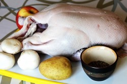 Утка в утятнице в духовке