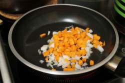 Уха из консервы сайры быстро и вкусно