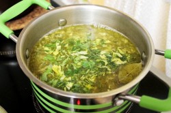 Уха из консервы сайры быстро и вкусно