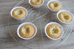 название картинки Ванильные капкейки с бостонским кремом