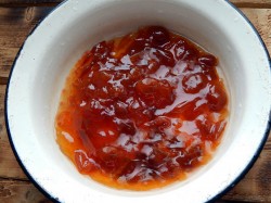 название картинки Варенье из алычи с косточками на зиму