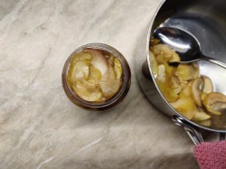 название картинки Варенье из яблок пятиминутка