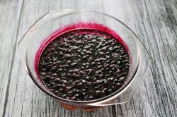 Варенье пятиминутка из черной смородины - шаг 6