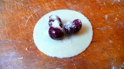 название картинки Вареники на воде и растительном масле вишневые