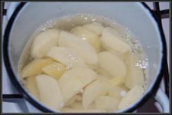 Постные вареники с картошкой без яиц