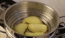 название картинки Ванильные вареники с творогом на пару