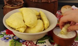 название картинки Ванильные вареники с творогом на пару