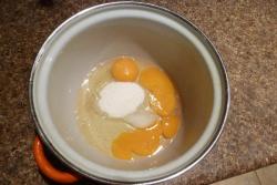 Ватрушки с картошкой из дрожжевого теста - шаг 2