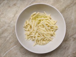 Ватрушки с сыром в духовке - шаг 11 Ватрушки с сыром в духовке - шаг 11