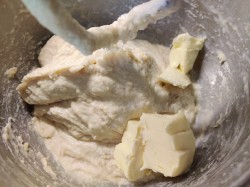 Ватрушки с сыром в духовке - шаг 7 Ватрушки с сыром в духовке - шаг 7