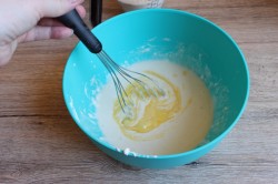 название картинки Ватрушки с яблочной начинкой и штрейзелем